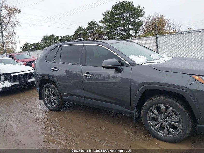 Toyota LIMITED — миниатюра 13