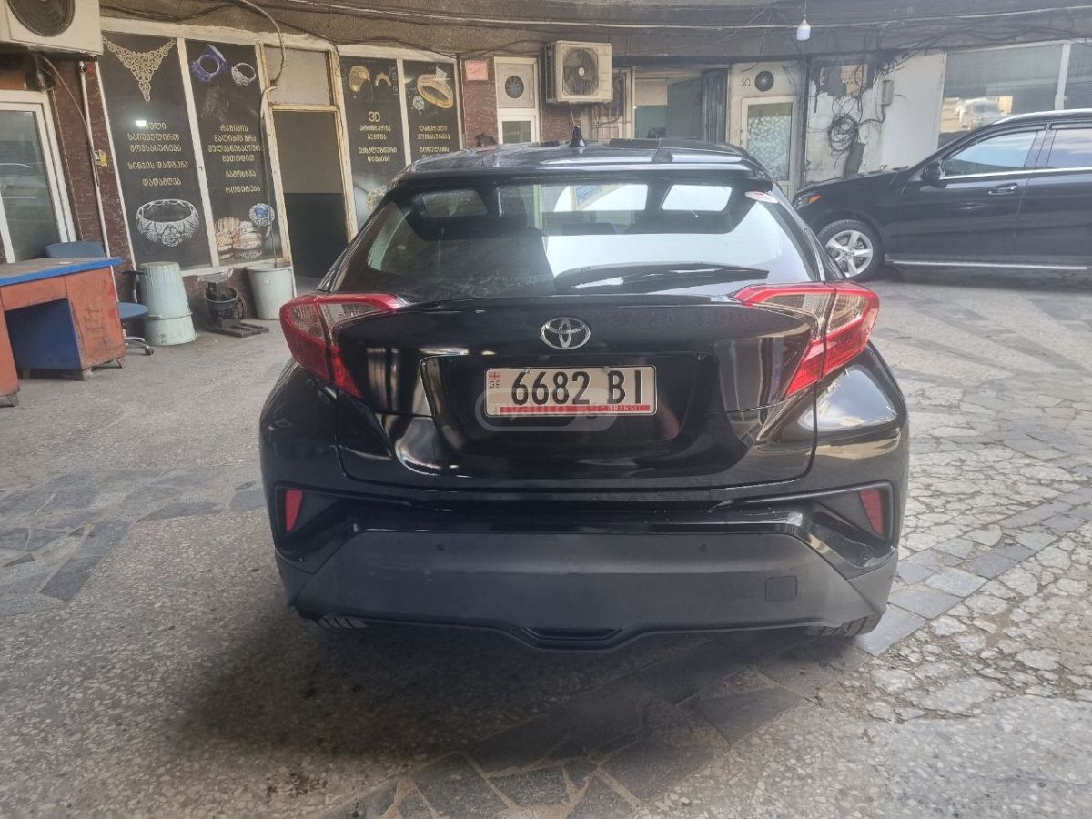 Toyota CHR - фото 5