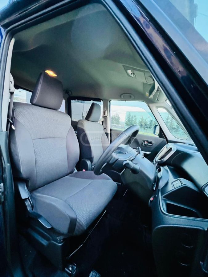 Mitsubishi Delica D2 - фото 4