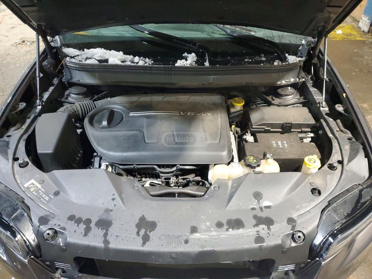 Jeep Cherokee - фото 12