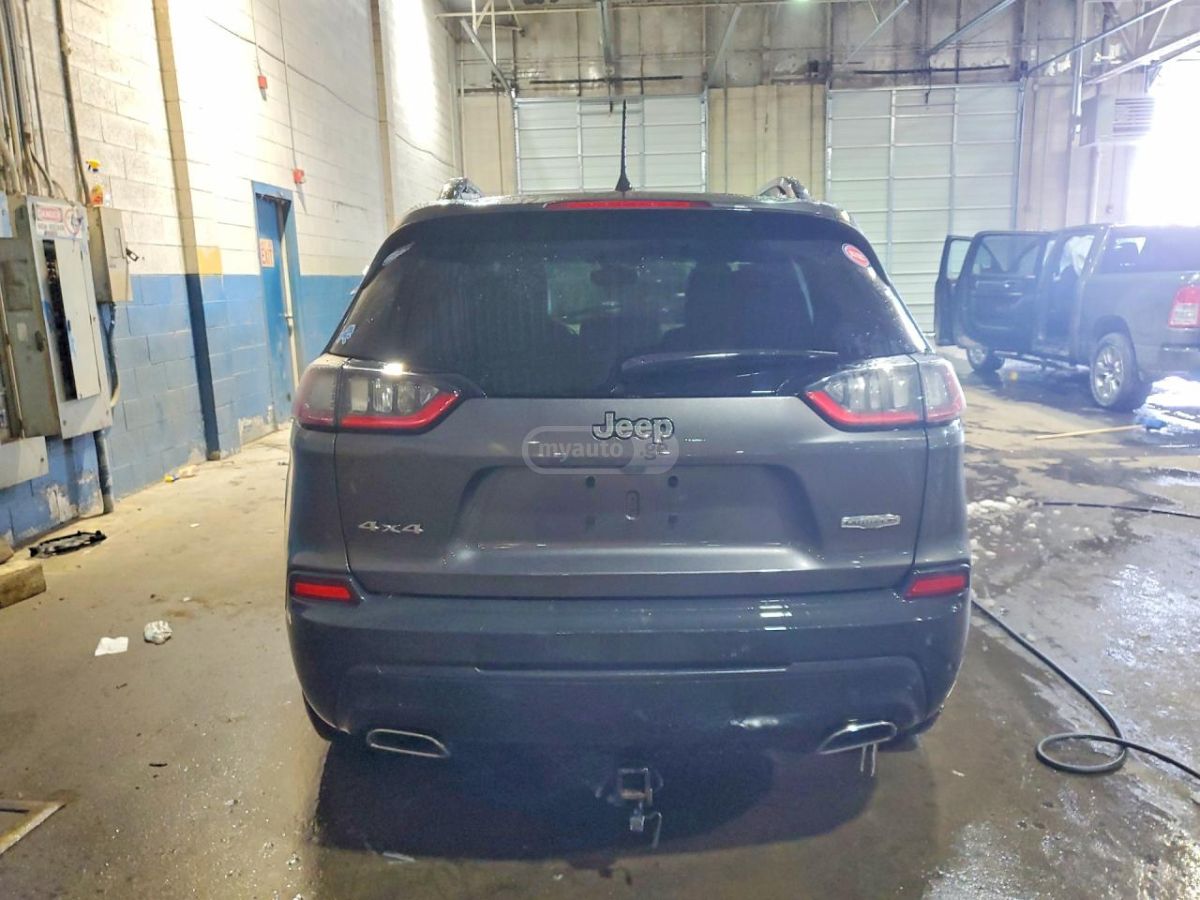 Jeep Cherokee - фото 6