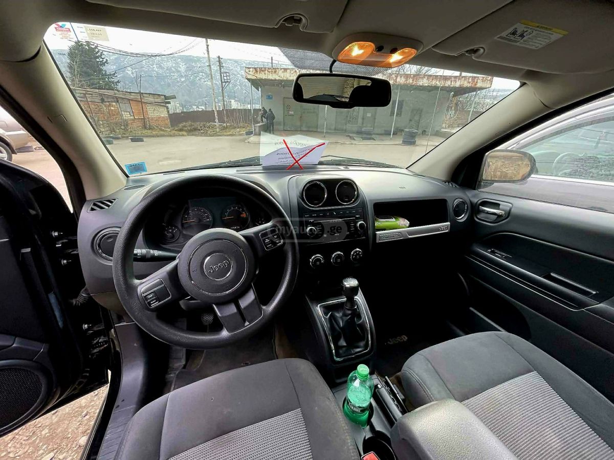 Jeep Compass - фото 4