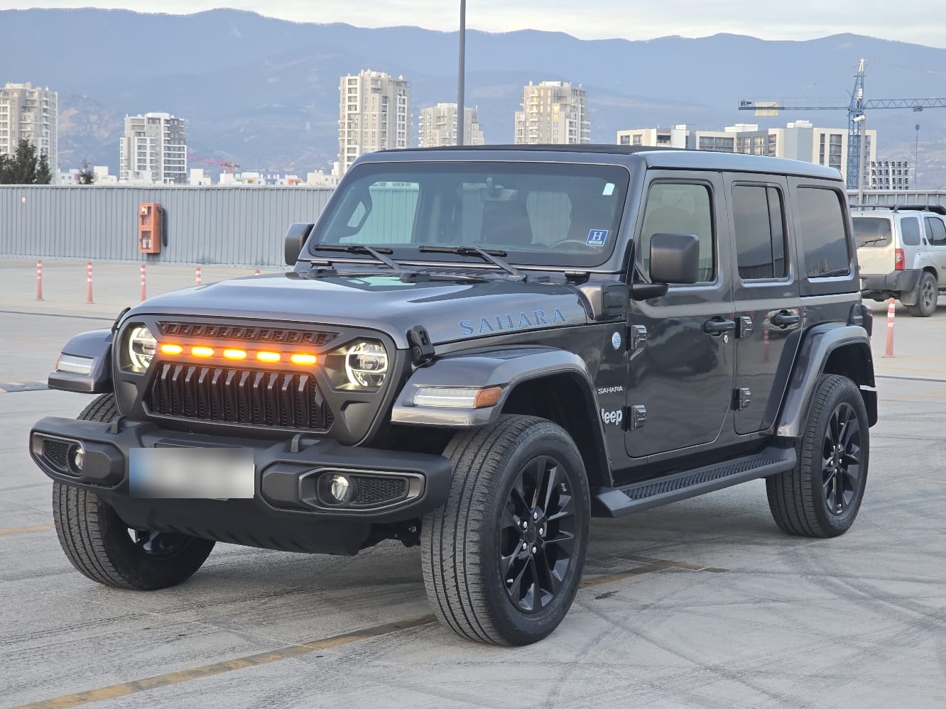 Jeep Wrangler - фото 1