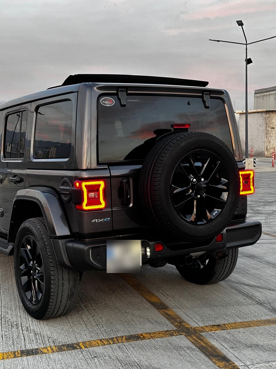 Jeep Wrangler - фото 4