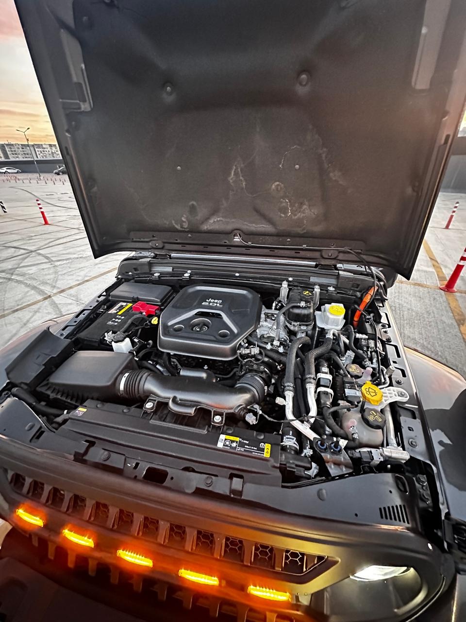 Jeep Wrangler - фото 8