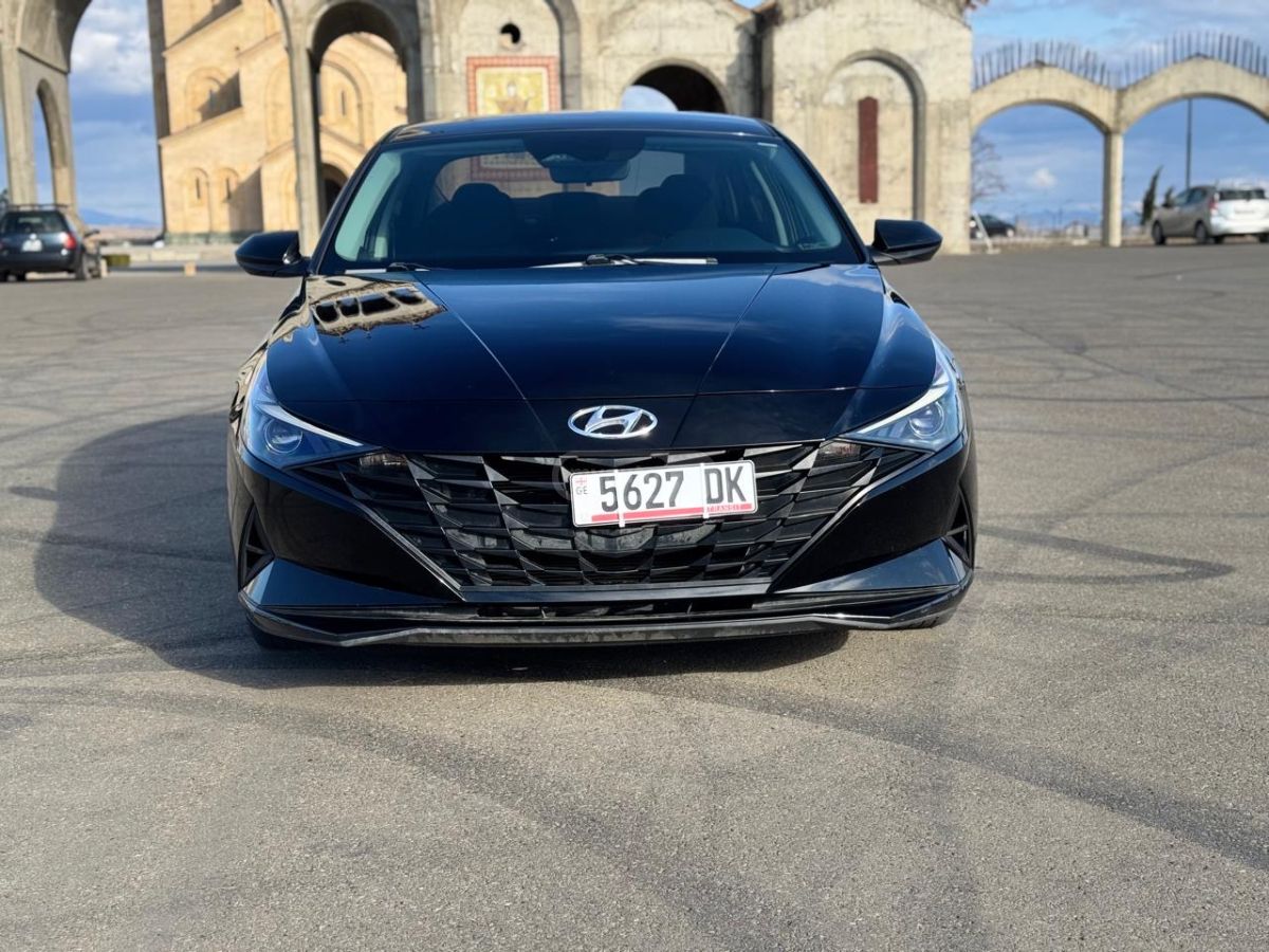 Hyundai Elantra - фото 11