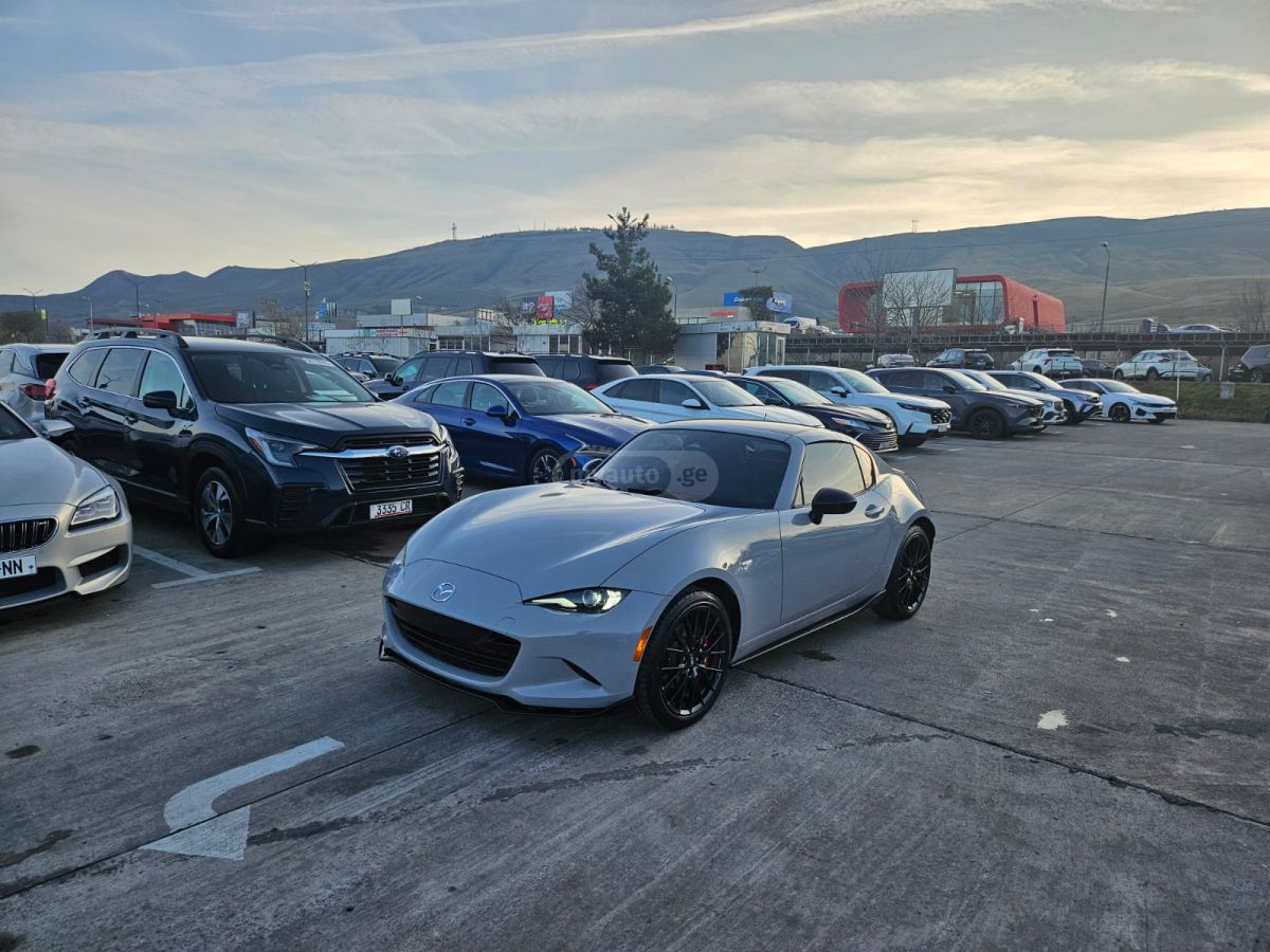 Mazda MX-5 - фото 1