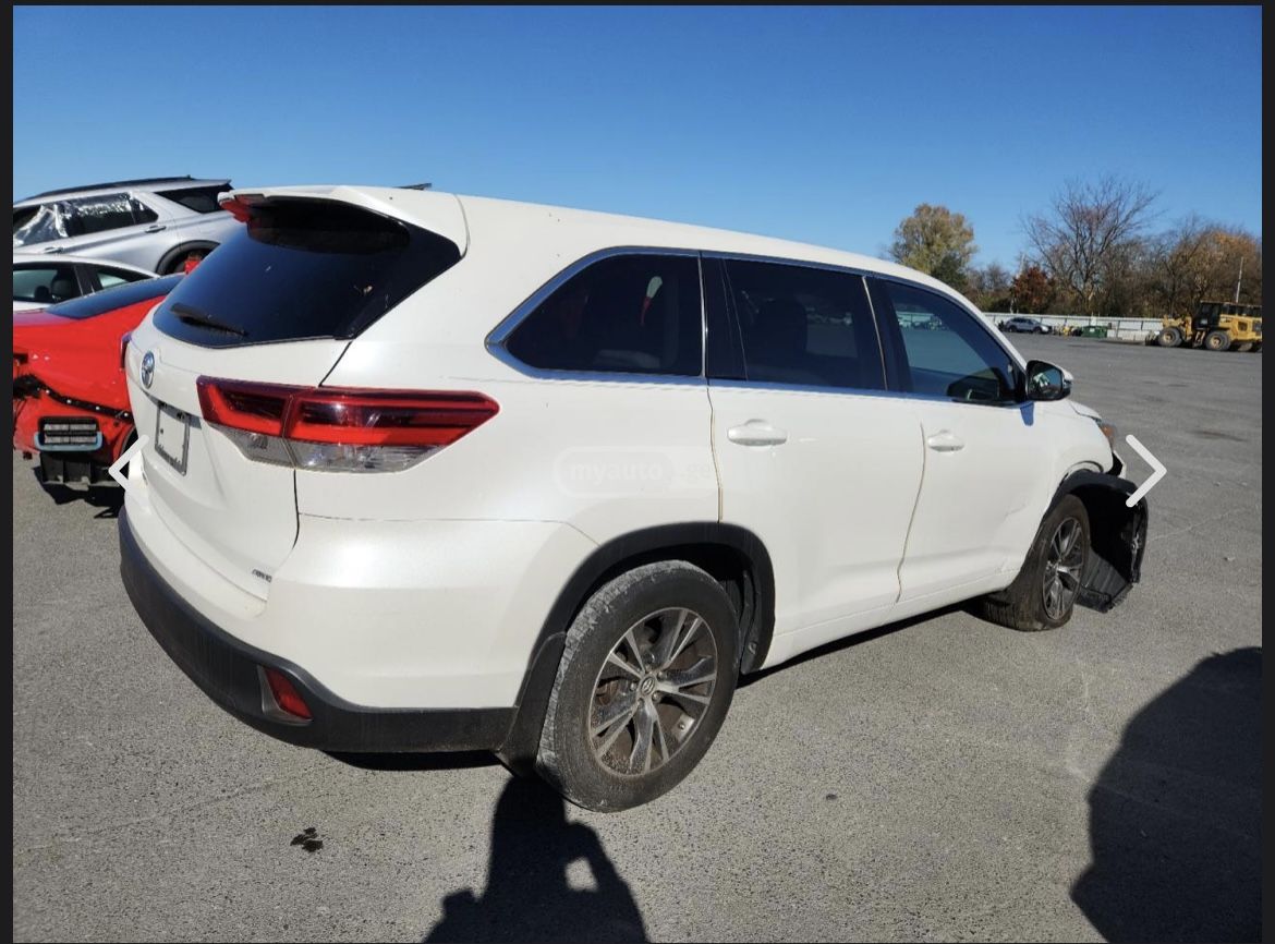 Toyota Highlander - фото 15