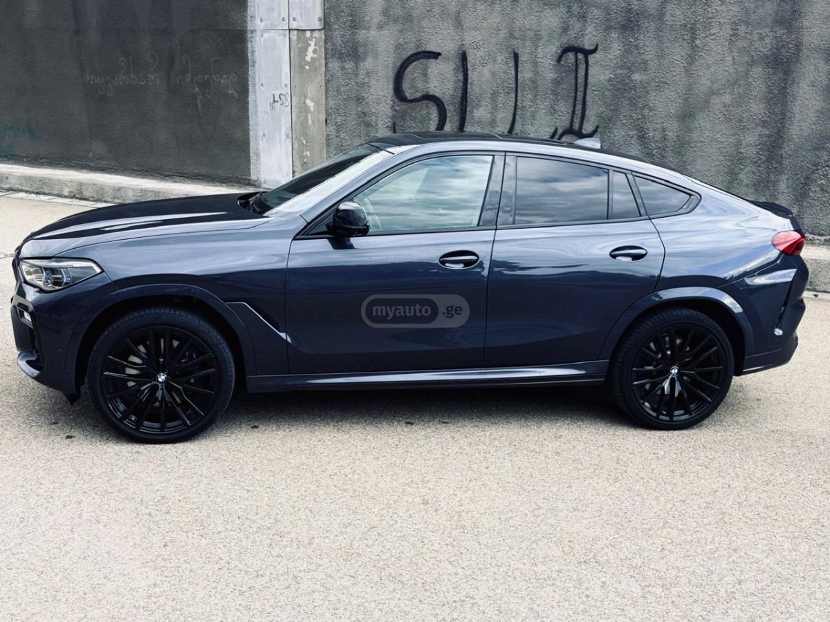 BMW X6 - фото 1