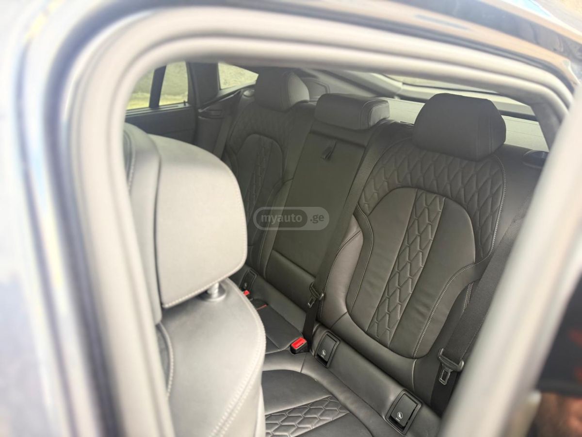 BMW X6 - фото 12