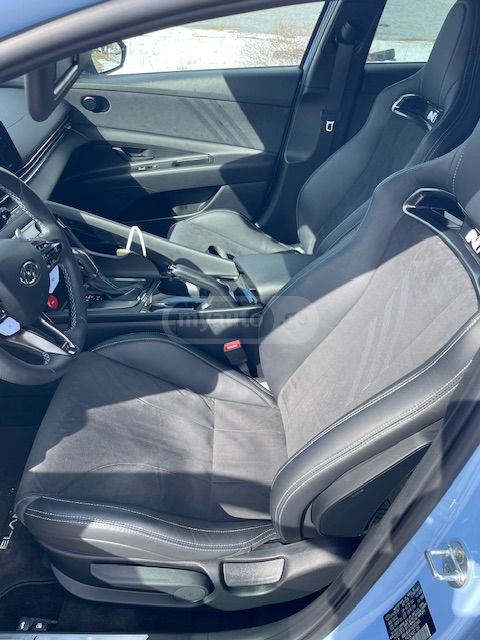 Hyundai Elantra - фото 12