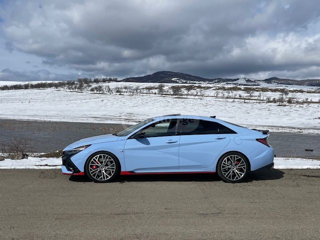 Hyundai Elantra - фото 2