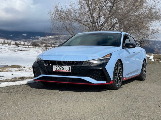 Hyundai Elantra - фото 4