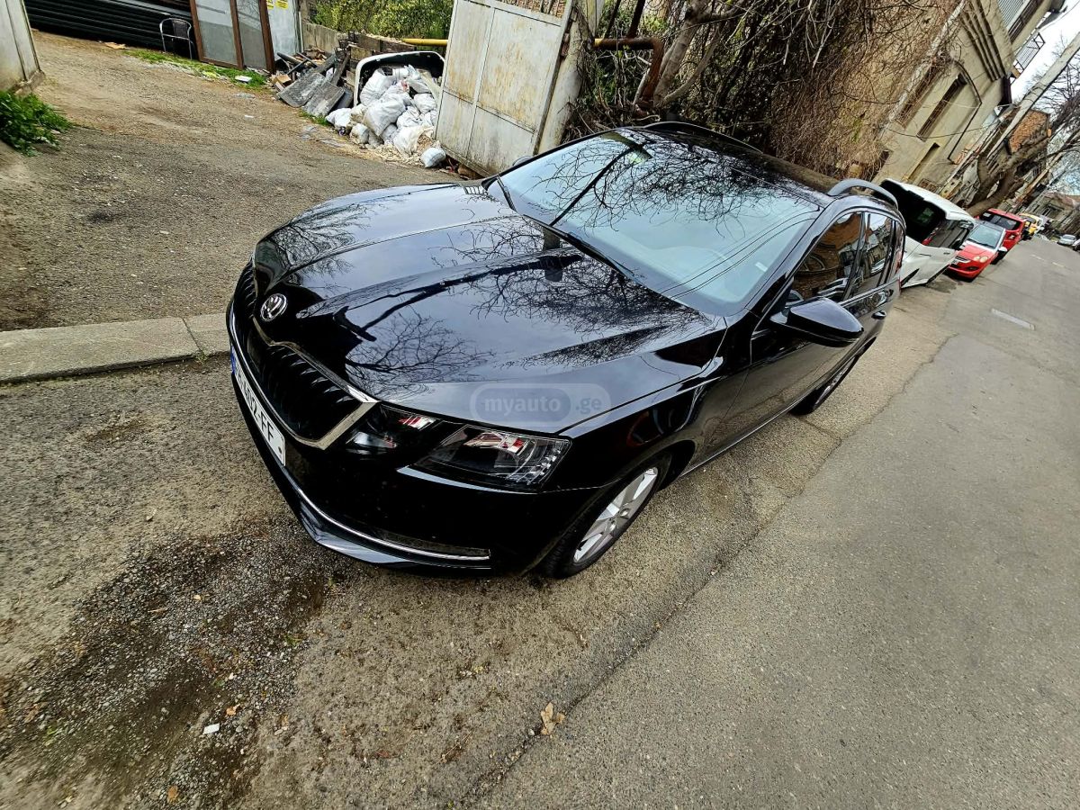 Skoda Octavia - фото 2