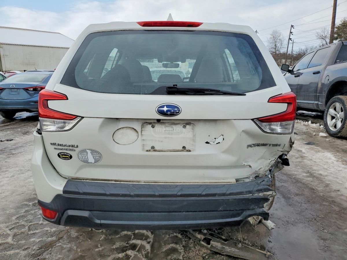 Subaru Base 4dr All-Wheel Drive CVT — миниатюра 10