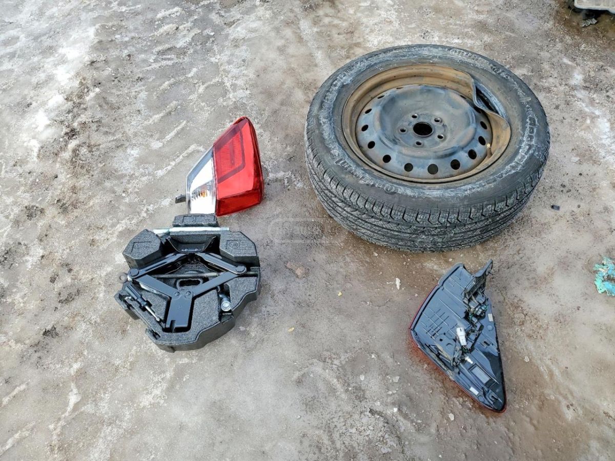 Subaru Base 4dr All-Wheel Drive CVT — миниатюра 6