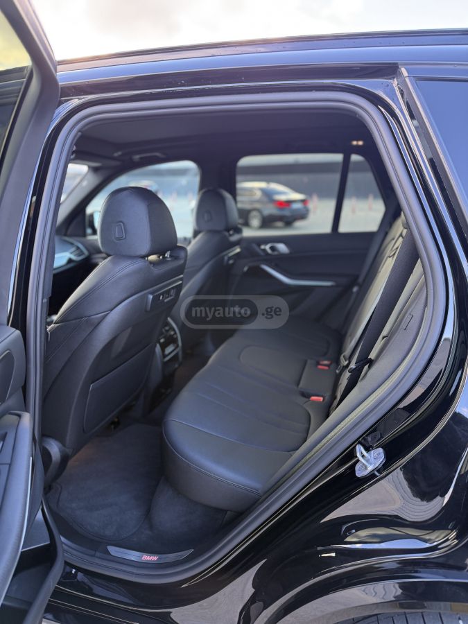 BMW X5 - фото 14