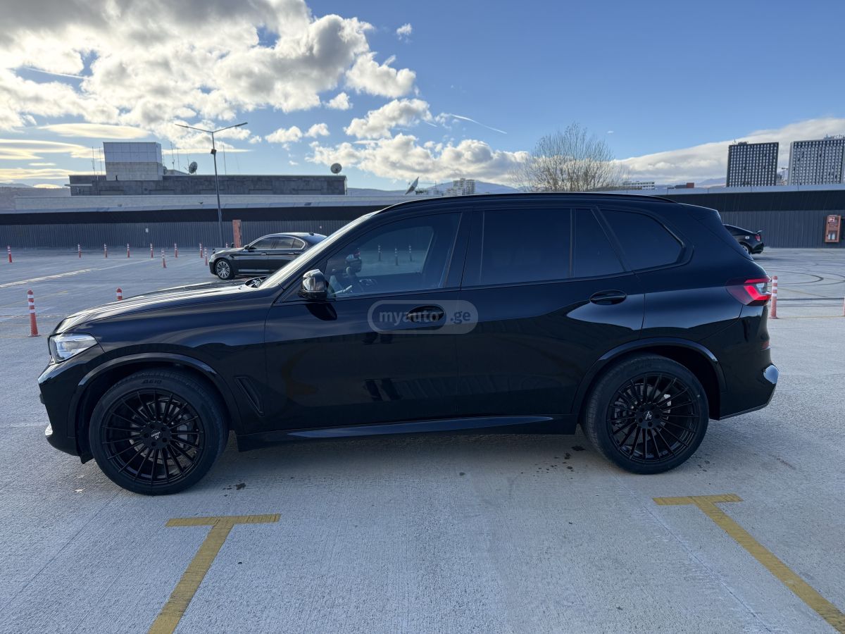 BMW X5 - фото 4