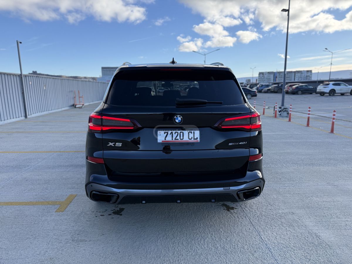 BMW X5 - фото 5