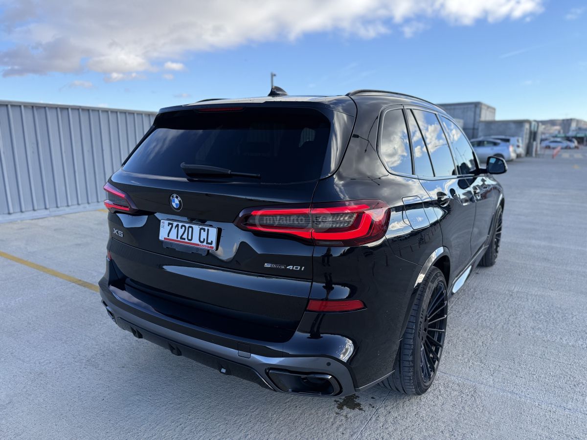 BMW X5 - фото 6