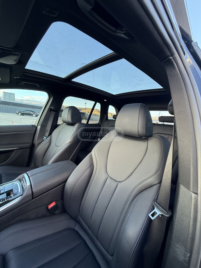 BMW X5 - фото 9