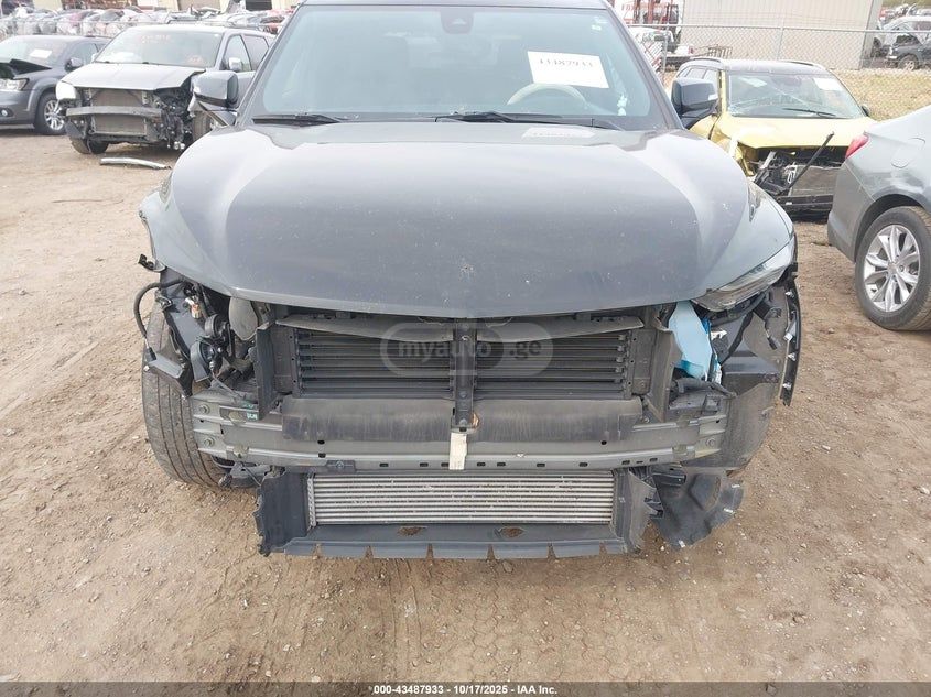 Chevrolet Blazer 2022 — миниатюра 6