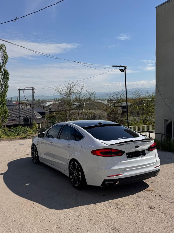 Ford Fusion - фото 6