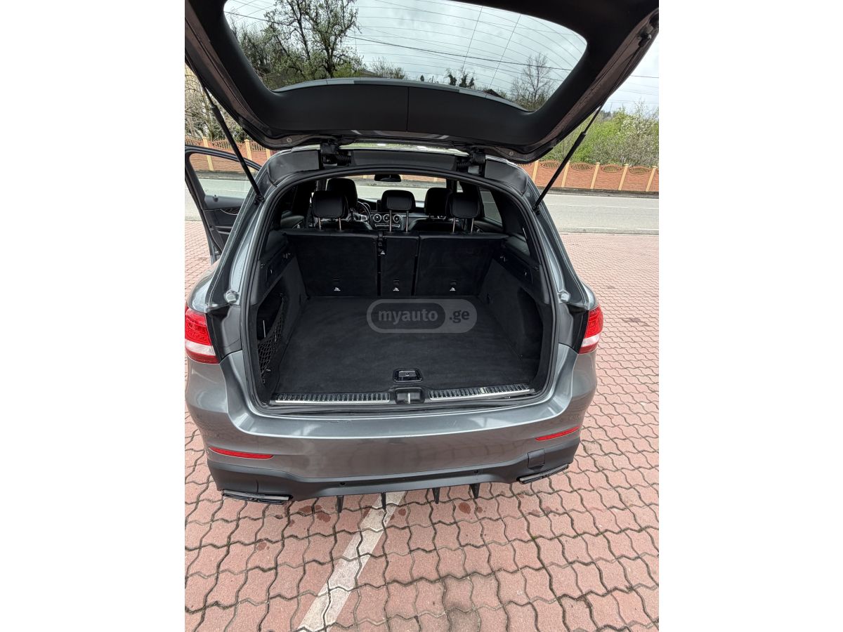 Mercedes-Benz GLC 300 - фото 13