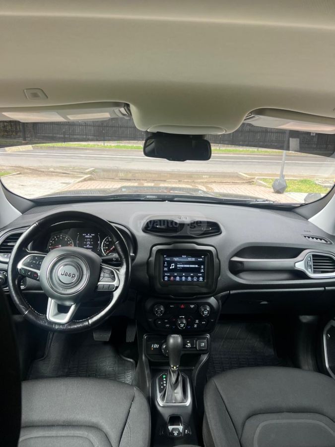 Jeep Renegade - фото 10