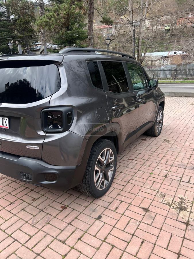 Jeep Renegade - фото 5