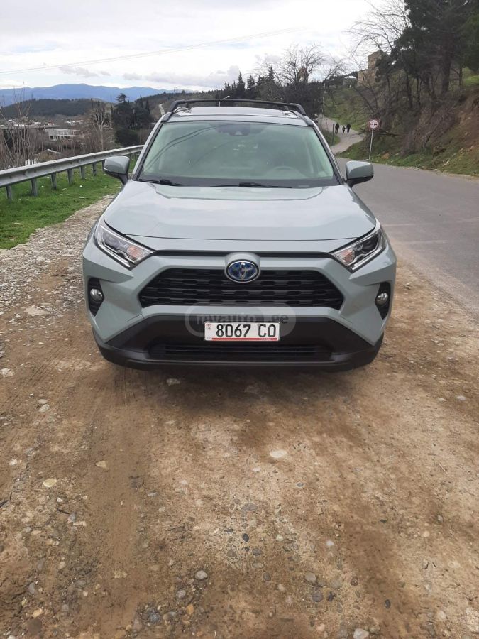 Toyota RAV 4 - фото 2