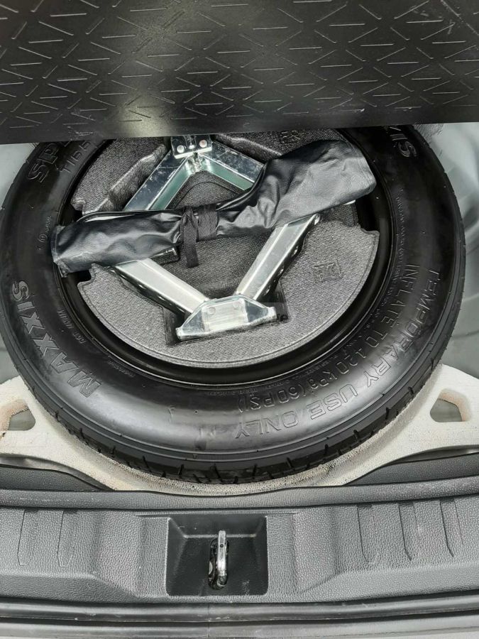 Toyota RAV 4 - фото 7