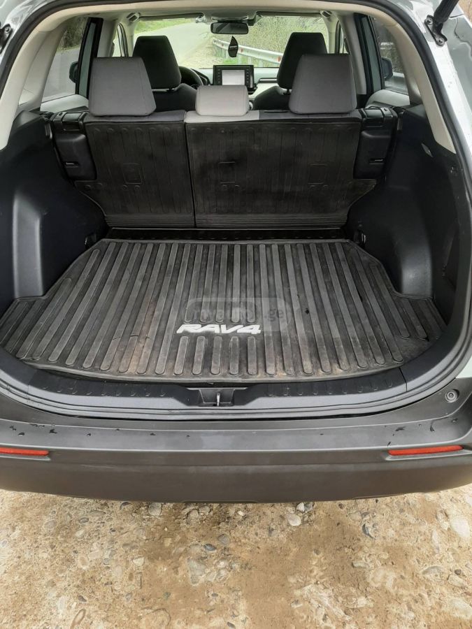 Toyota RAV 4 - фото 8