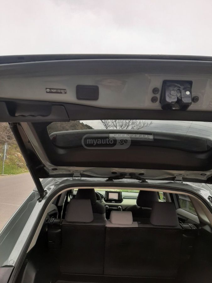 Toyota RAV 4 - фото 9
