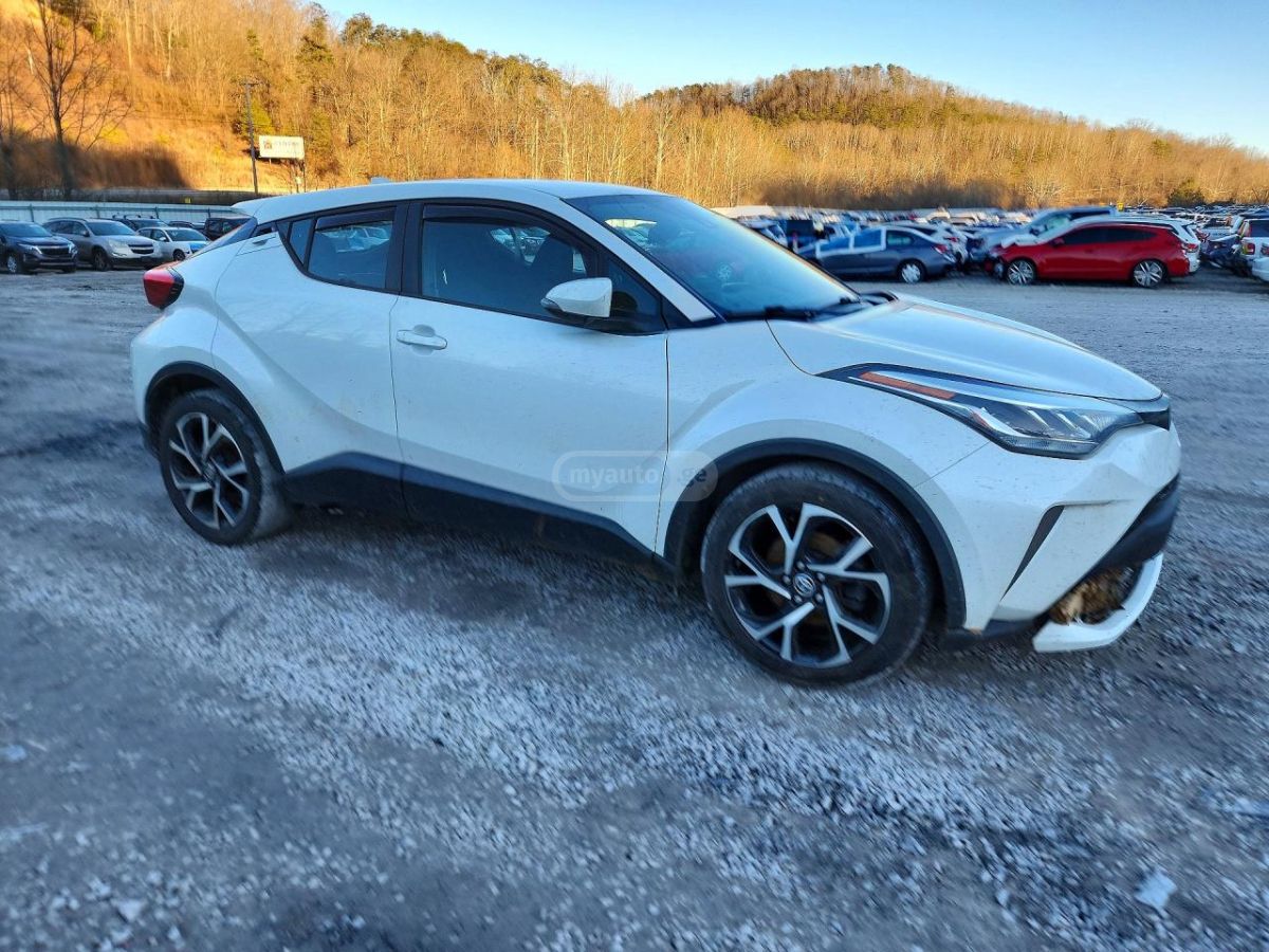 Toyota CHR - фото 4