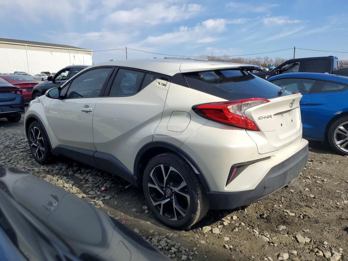 Toyota CHR - фото 2
