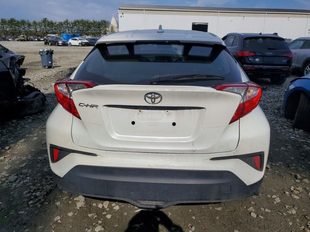 Toyota CHR - фото 6