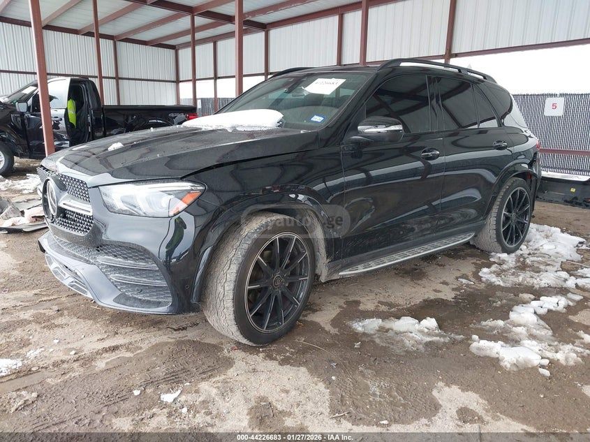 Mercedes-Benz GLE 350 - фото 2