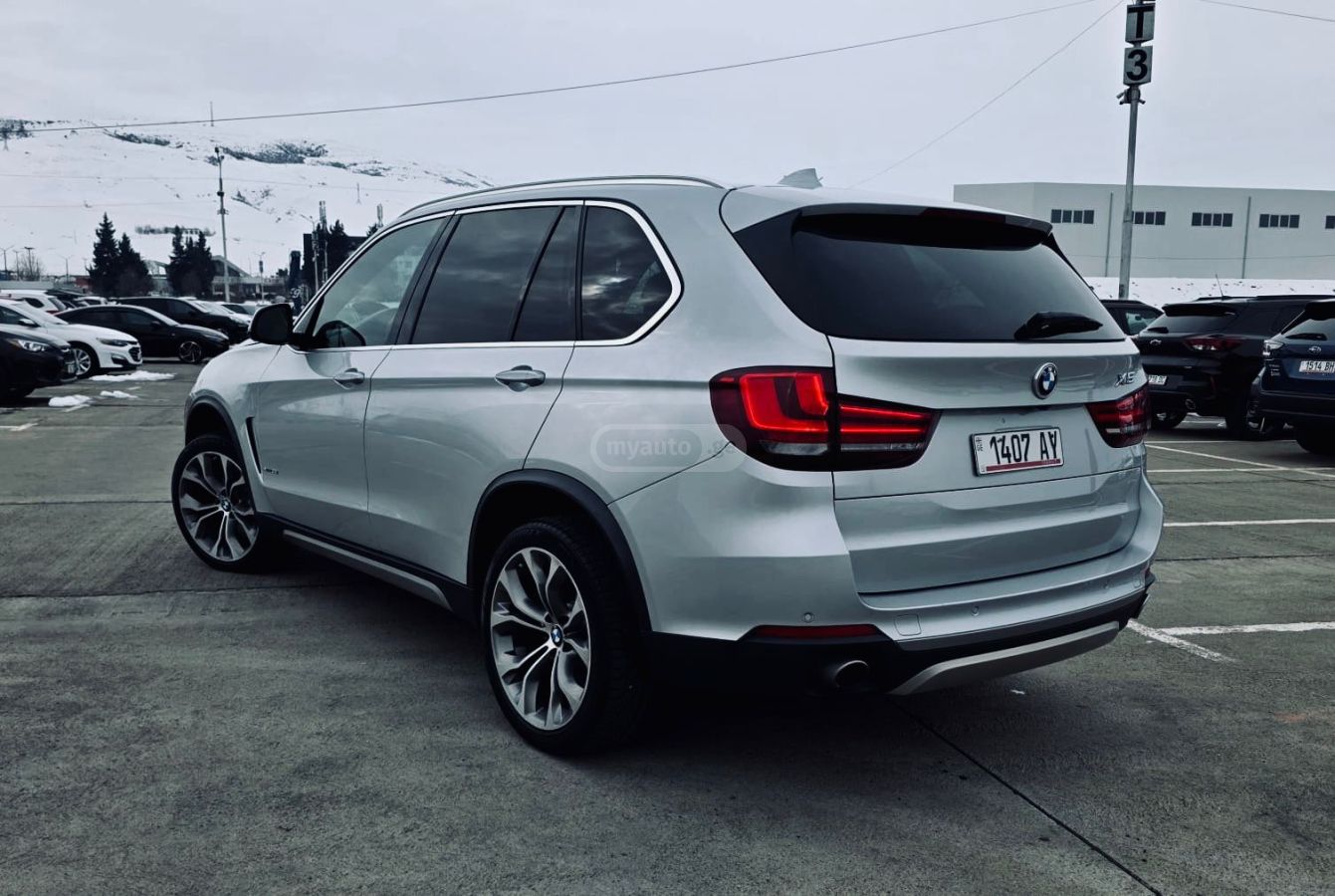 BMW X5 - фото 2