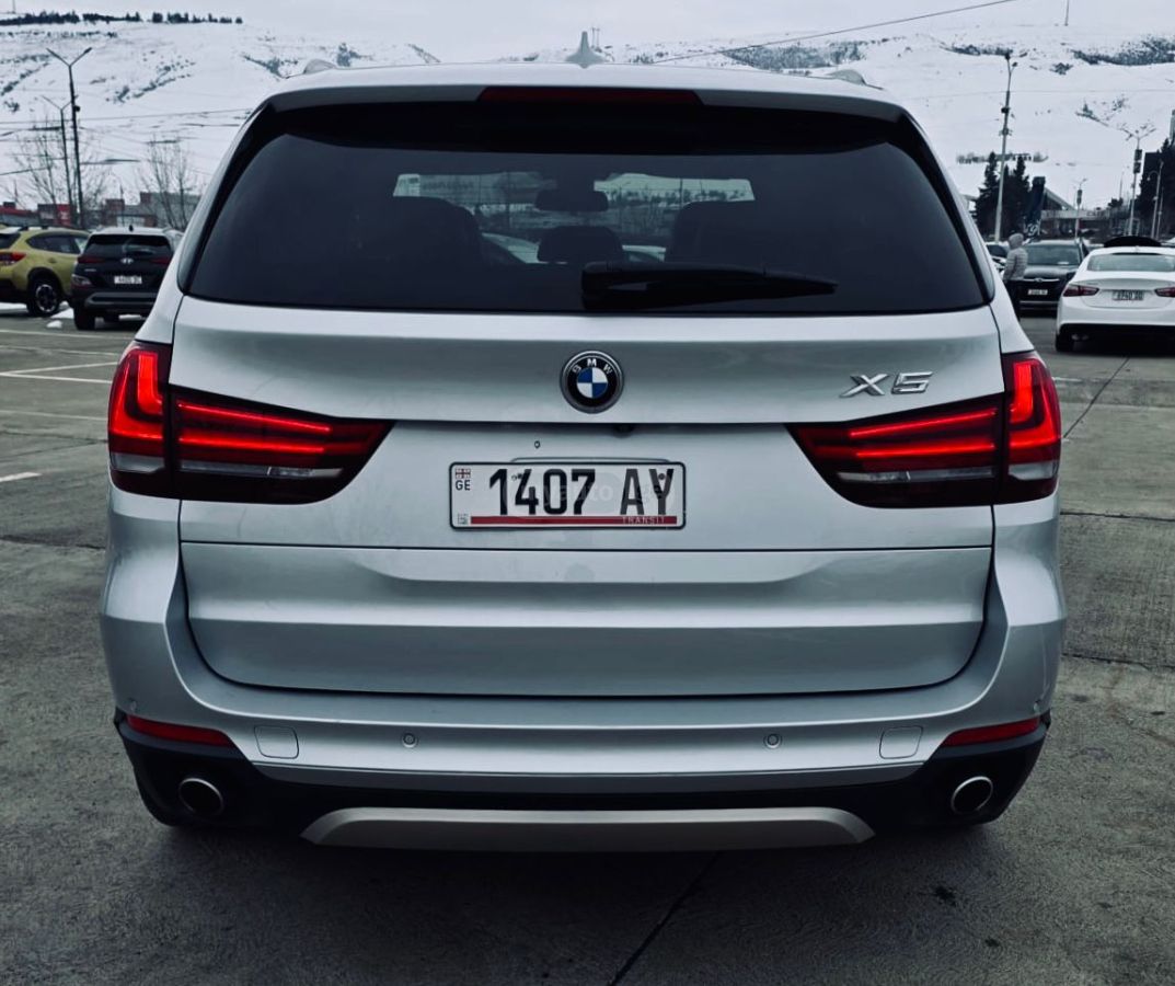 BMW X5 - фото 3