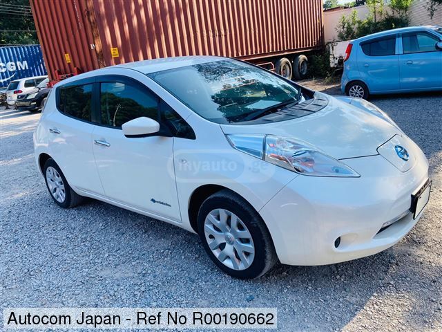 Nissan Leaf - фото 1