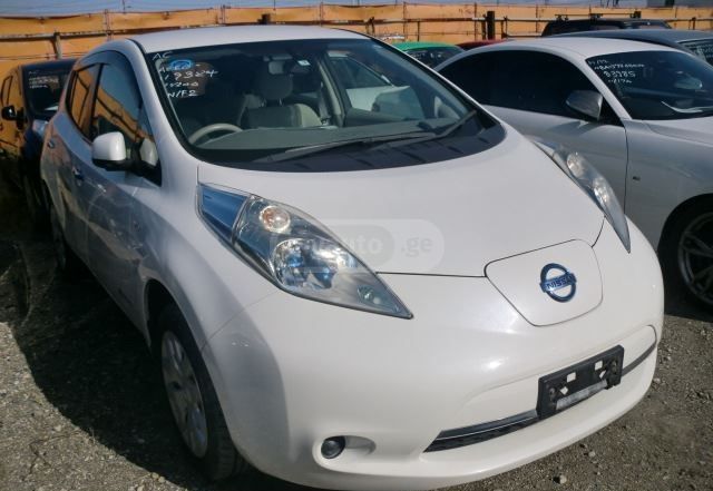 Nissan Leaf - фото 4
