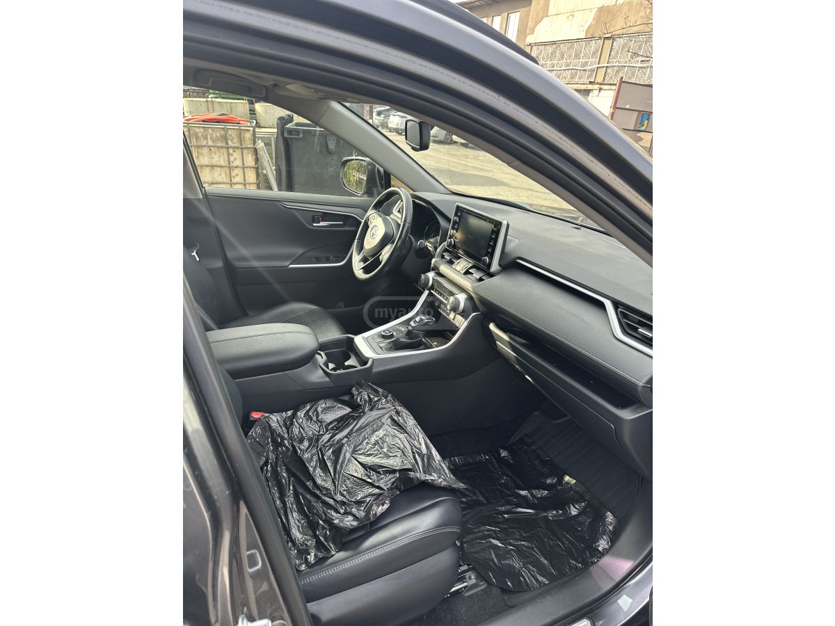 Toyota RAV 4 - фото 10