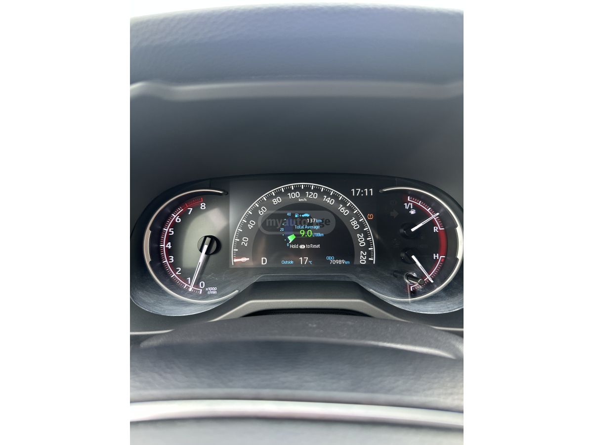 Toyota RAV 4 - фото 12