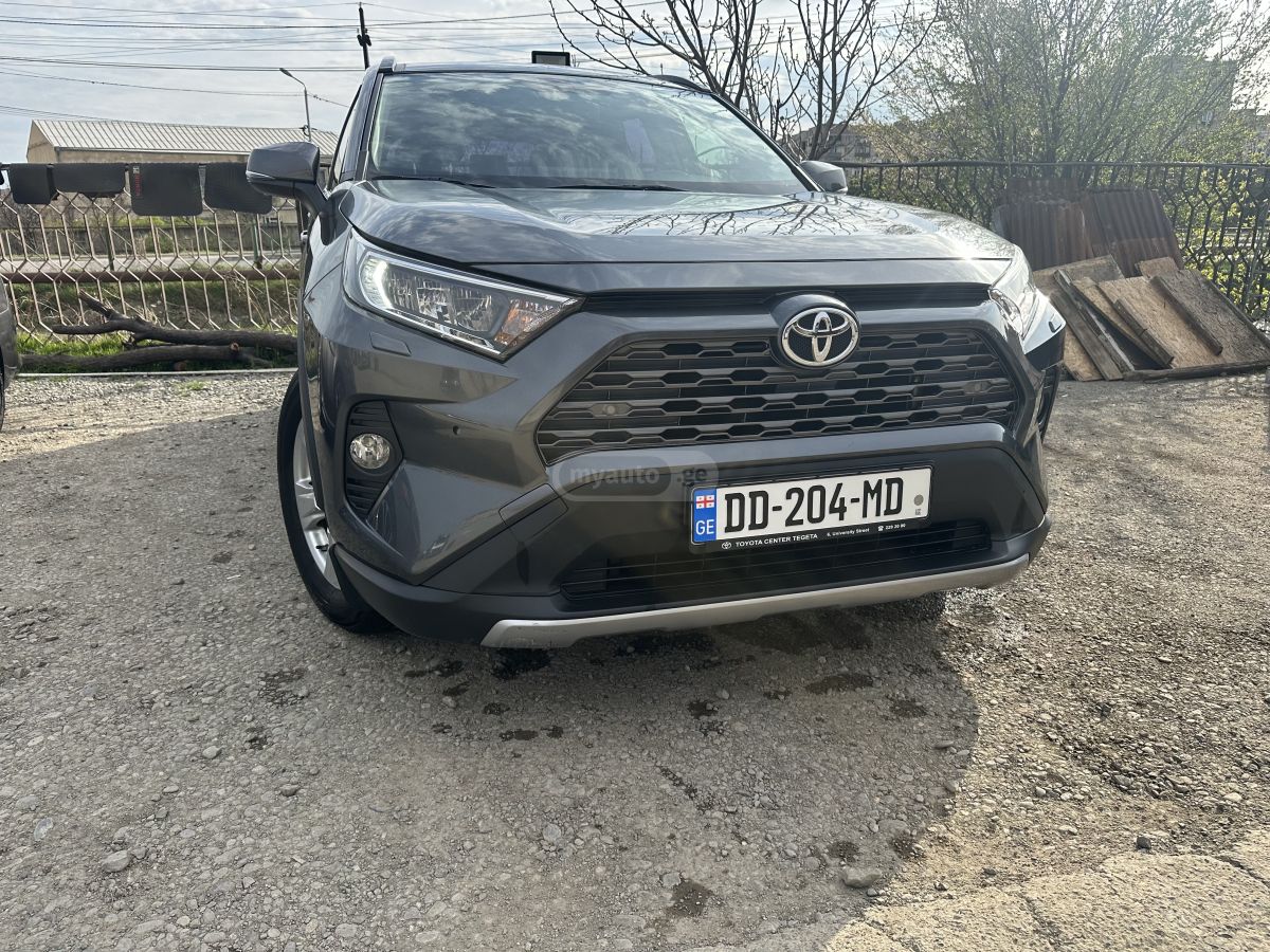 Toyota RAV 4 - фото 5