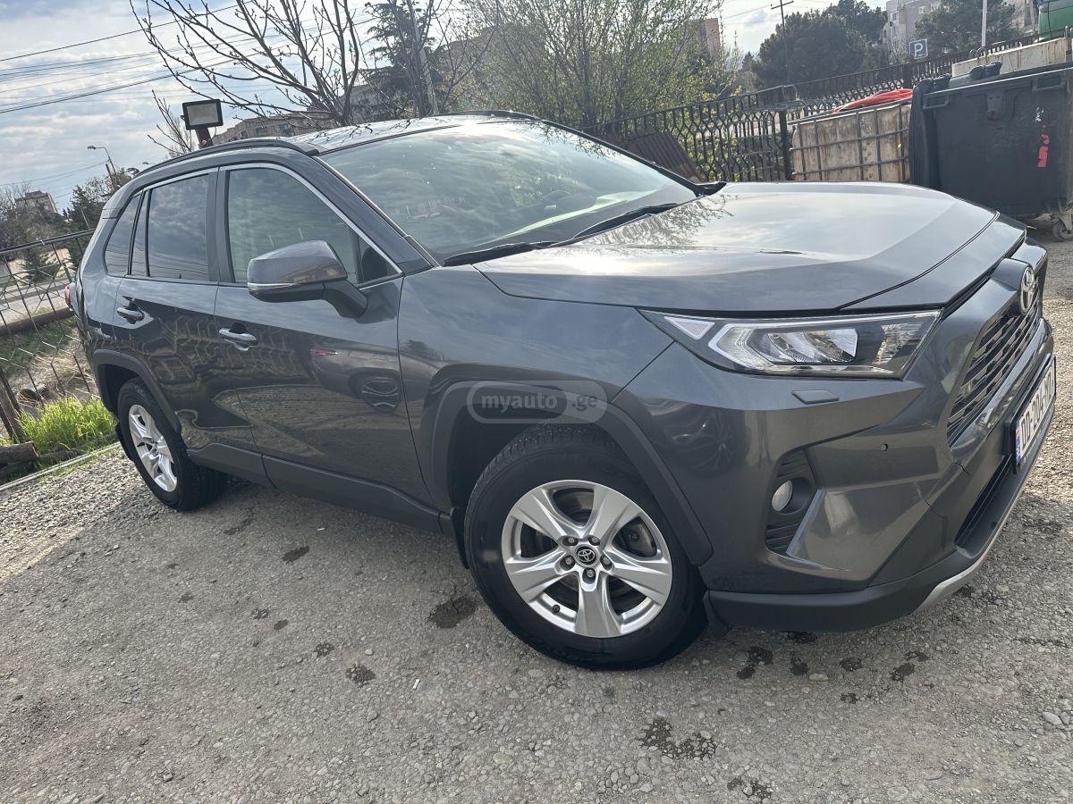 Toyota RAV 4 - фото 6