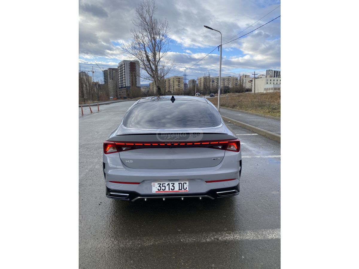 Kia K5 - фото 5