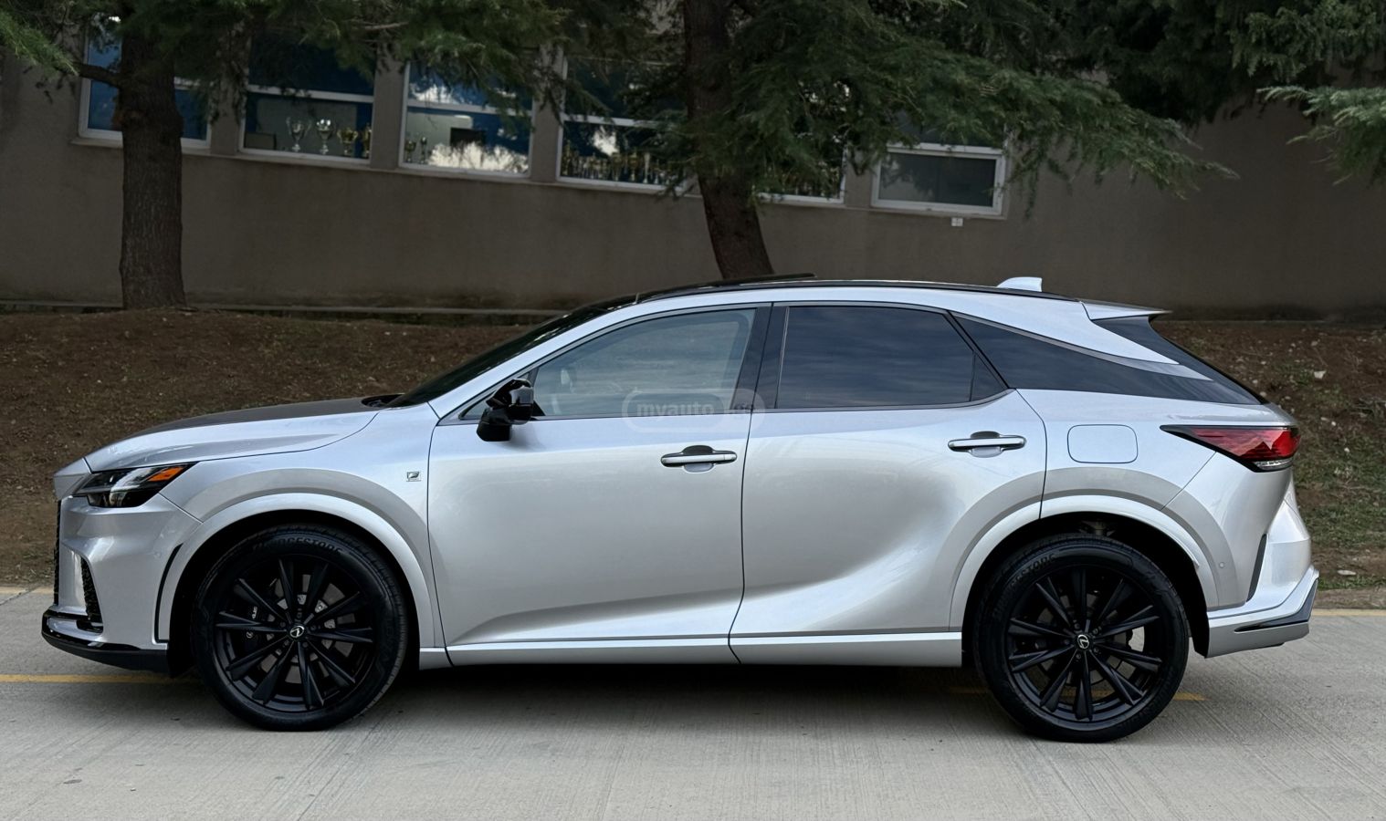 Lexus RX 500 - фото 4