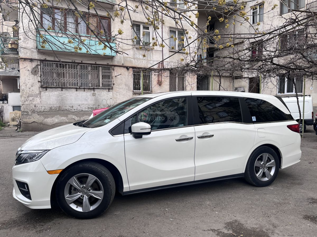 Honda Odyssey - фото 3