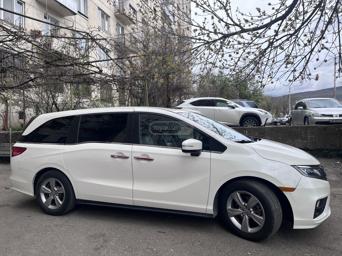 Honda Odyssey - фото 4